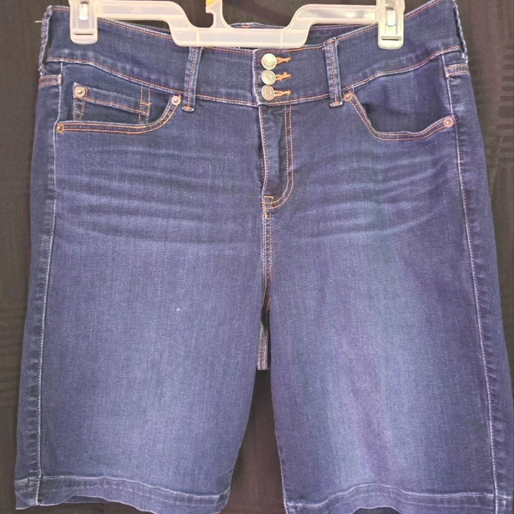 Women's Torrid Shorts - Picture 5 of 5